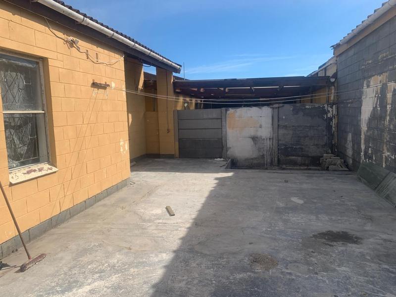 3 Bedroom Property for Sale in Rocklands Western Cape